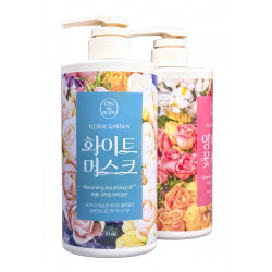 Молочко для тела Floral Garden Blooming Nouirishing Oil Body Lotion On:The Body